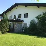 Alpenkastl Appartement Schleching
